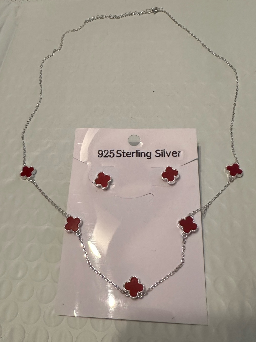 Trendy 925 Solid Sterling Silver Ruby Red Clover Necklace and Stud Earring Set